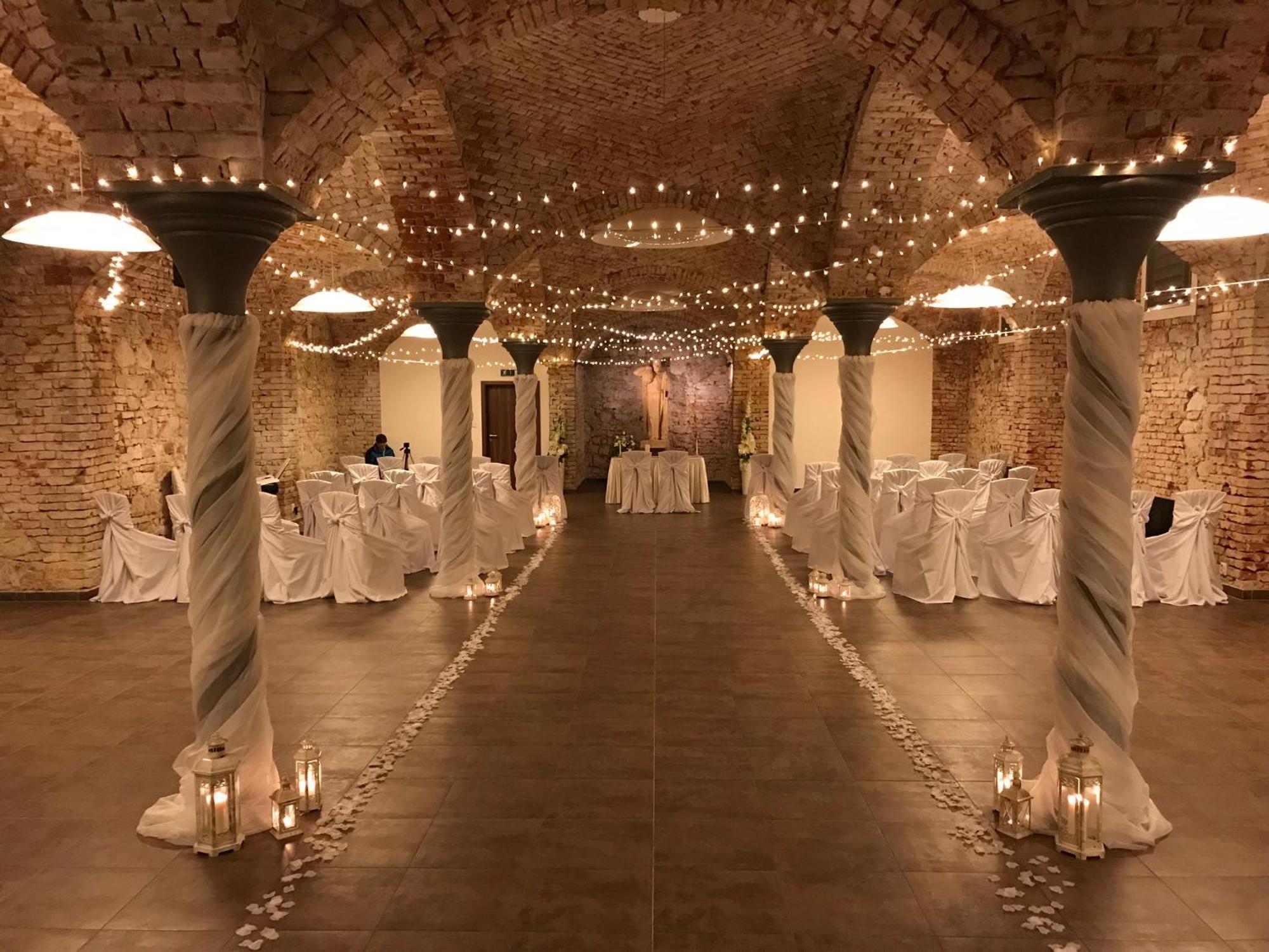 Hotel Sladovna Cerna Hora Luaran gambar